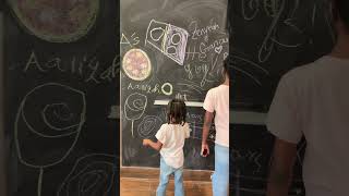 Download lagu Does your Dominoes have this ? mp3