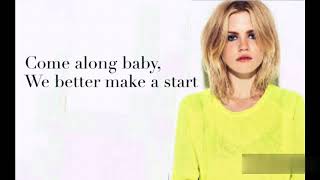 Ida Redig - Everywhere (LYRIC VIDEO) A Dog&#39;s Way Home OFFICIAL SOUNDTRACK