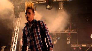 Jedward Singing All The Small Things - Newry 30/9/12