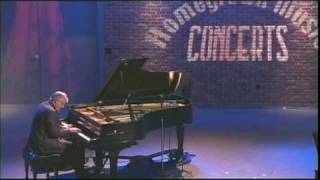 Pianist Bill Mays plays Jimmy Rowles' "Looking Back" [VIDEO]