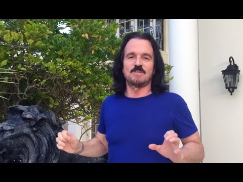 An Evening in Conversation with Yanni and his piano