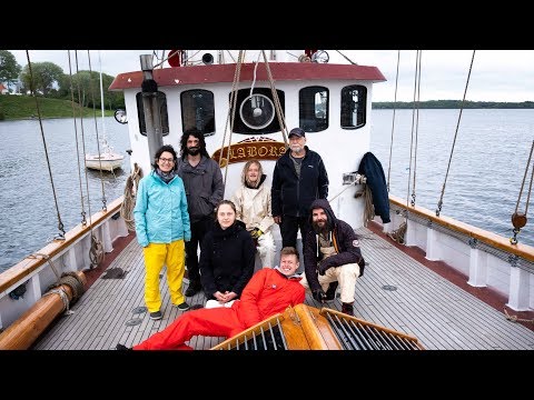 Hitchhiking a Sailboat | S2 E18