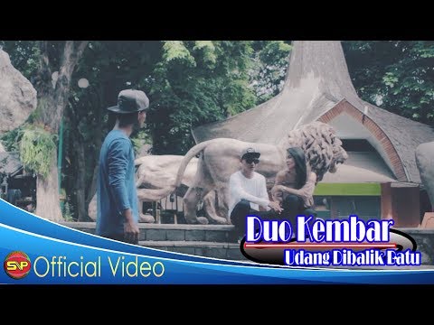 Duo Kembar - Udang Dibalik Batuk (Official  Video Music)