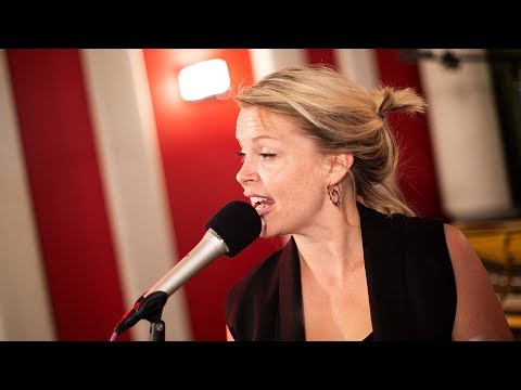 download lagu mp3 mp4 Bria Skonberg, download lagu Bria Skonberg gratis, unduh video klip Bria Skonberg