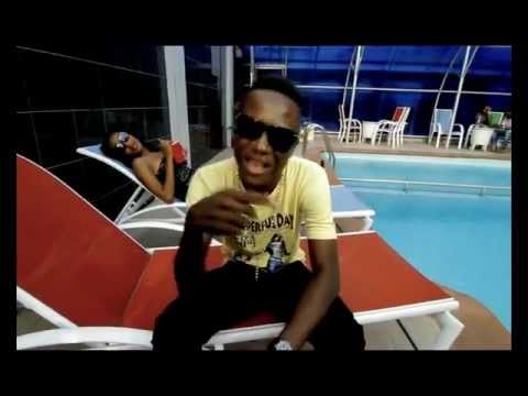 download lagu mp3 mp4 Ozee Designer Girl, download lagu Ozee Designer Girl gratis, unduh video klip Ozee Designer Girl