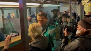 video: Alexei Navalny arrested in Russia immediately after arriving from Germany after poisoning