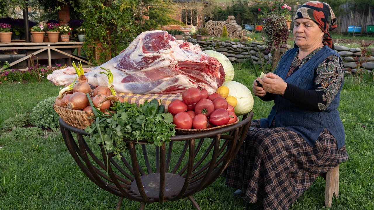Cabbage Dolma & Shorba from Whole Beef Leg 🌶