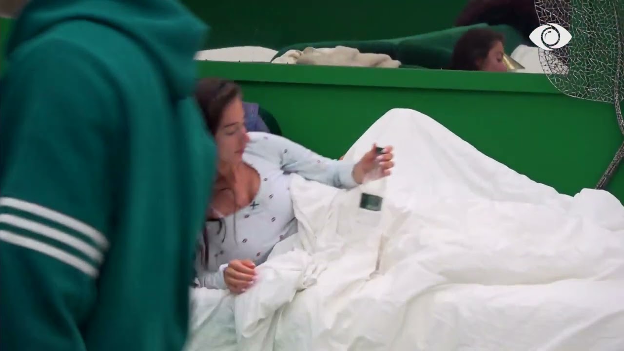 Budallicë, futu si pykë/ Debat mes G Banit dhe Gertës