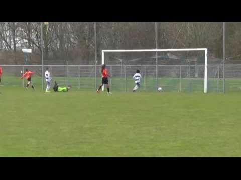 4 april 2015 D-toernooi Buitenboys - VV De Meern D3 - Buitenboys D4 4-0 Goal Delano (3-0)