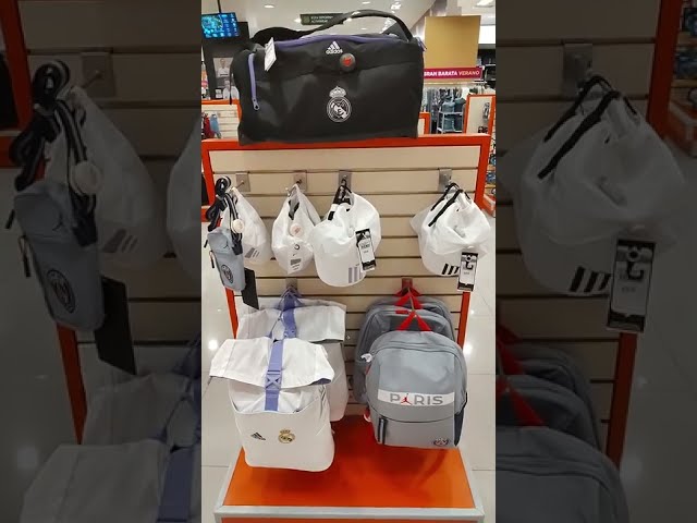 Vídeo relacionado con Real Madrid Gorra Negra con Escudo Dorado - Adulto