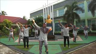 Download lagu New Senam Aerobik 2018 SMA N 1 KROYA mp3