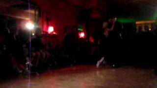 Alejandra Mantinan y el Pajaro - Milonga Portena Napoli