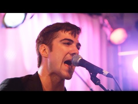 BAMM.tv Presents: A B & The Sea - "In and Out" (live at SXSW)