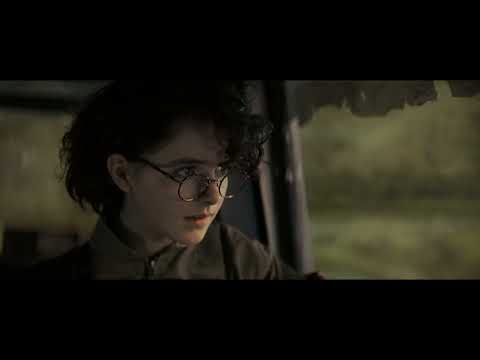 Ghostbusters Afterlife - ECTO-1 police station scene