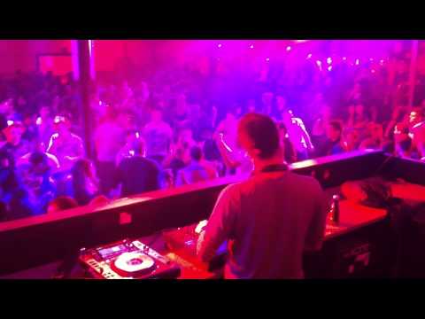 Aitor Ronda @ ElRow , Barcelona (6-1-12) Disco funk !