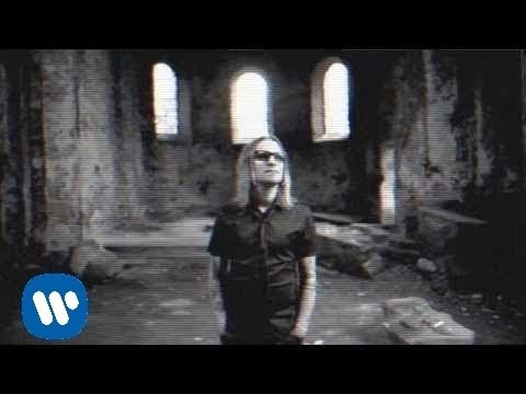 Video feat. Jan Borysewicz - Kryzysowy [Official Music Video]