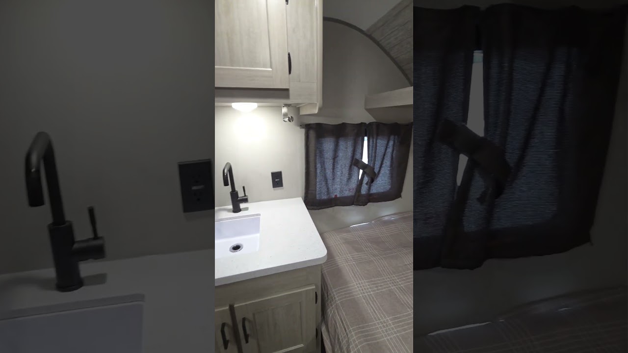 2026 Coachmen Catalina Summit 134BHX TRAVEL TRAILER