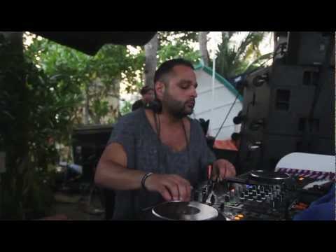 Arram Mantana (Special Case) - Akbal Music Showcase - BPM 2013 - WAY OF ACTING