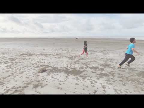 Sepetang di Pantai Petanak Mukah