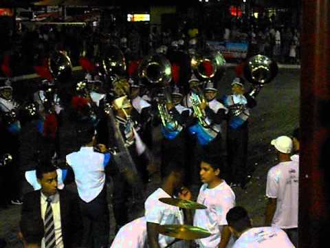 Saída Da Fanfarra Faec CINFANCAM 2013    ( Mór Wagner Liima )
