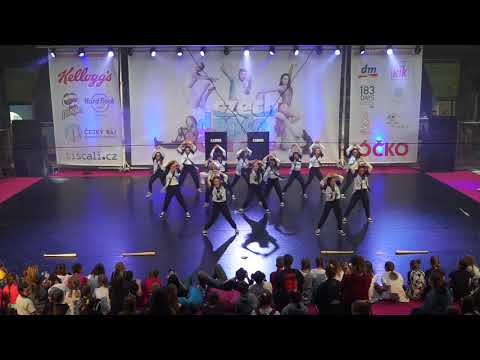 52. Taneční studio Crabdance - There's no crying in baseball!