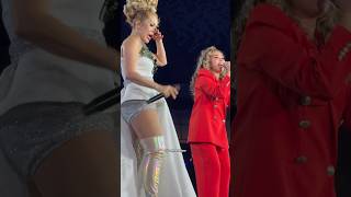Download lagu Joelma canta gospel com Mylla Karvalho e chora mp3