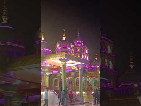 Navada ka Govardhan Mandir lok dohori Dori se dekhne aate Hain