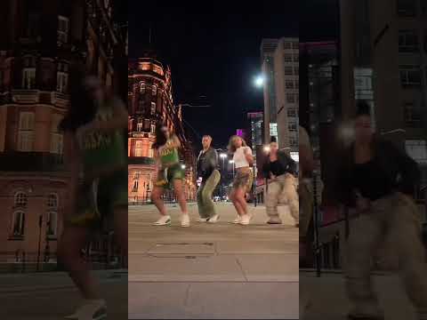 Favourite Girl - Darkoo & Dess Dior