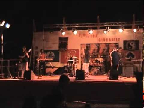 JIMI VISTOLI &THE DUB WISE GANG jahguide live avi.mpg