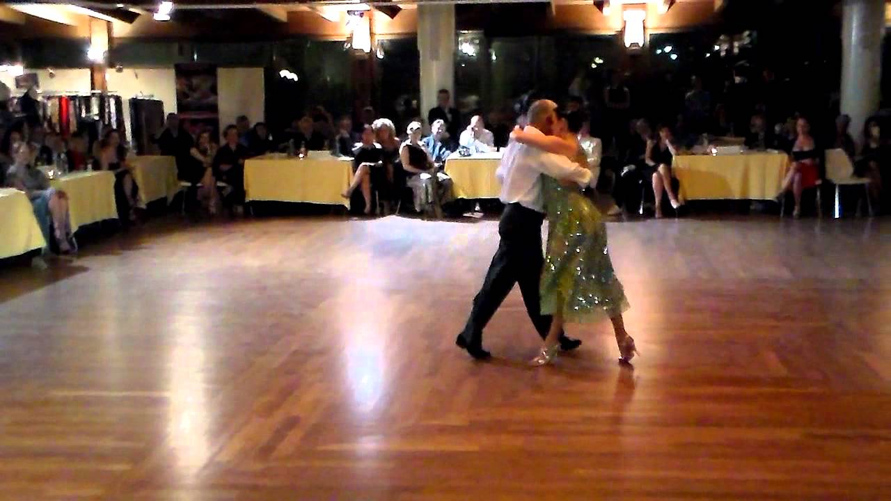 Roberto Reis y Natalia  Lavandeira 4/4 Ass. Solotango