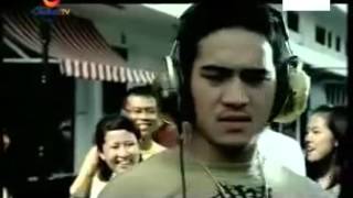 Download lagu Nidji Biarlah HIGH QUALITY mp3 Download lagu Nidji Biarlah HIGH QUALITY mp3