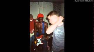 Earl's Garage - "Make It Out Alive"