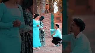 Download lagu Nashe Si Chadh Gayi 👀 girl status WhatsApp Lyrics Love story #viral #trending #youtubeshorts mp3