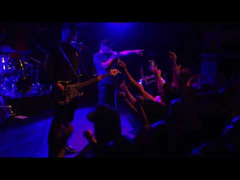 PENNYWISE - "Fuck Authority" + "Stand by me" w/ Jen Razavi (Bombpops) - 2022-05-24 - CH-Schaffhausen