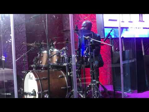 A MUST WATCH-DEEP WORSHIP AT COZA.