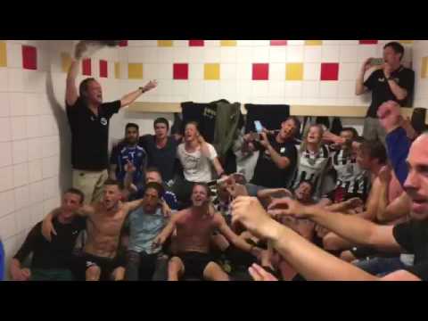 SJC-selectie zingt The Piano Man na promotie