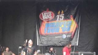 Less Than Jake - Last One Out of Liberty City (Live at Warped 2009 Dallas)