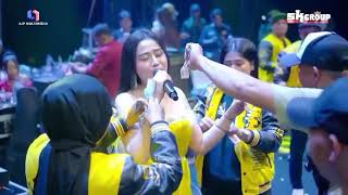Download lagu SK Group | Pengobat Rindu - Anizta Vega mp3