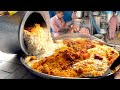 THE BEST CHICKEN BIRYANI IN KARACHI PAKISTAN HUGE BIRYANI MAKING AT PAKISTANI STREET FOOD
