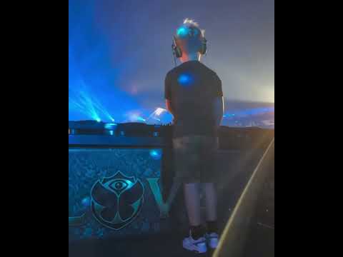 DJ ARCHIE takes to the stage at Tomorrowland 🎧