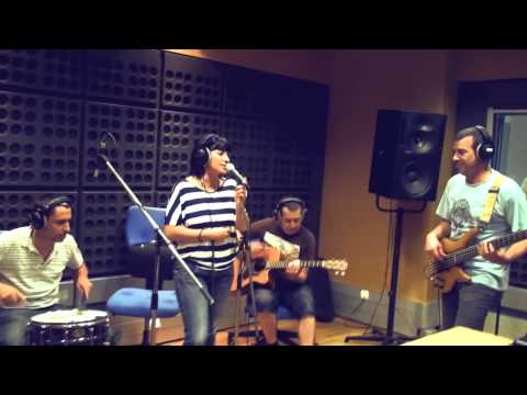 Entre Aspas - "Criatura da Noite" - Ao vivo na 3