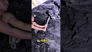 Download lagu Coal miners risking their lives?! #mining #coal #shorts mp3