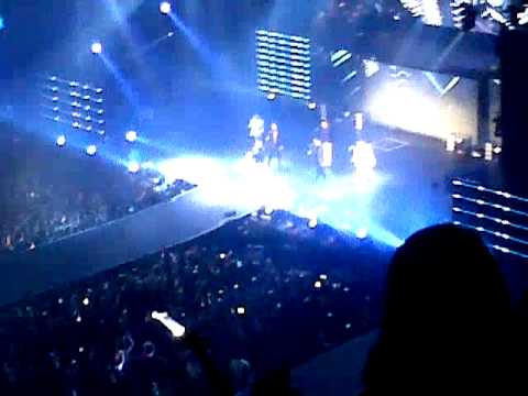 130302 WHAT TIME IS IT CONCERT PHILIPPINES - Again & again