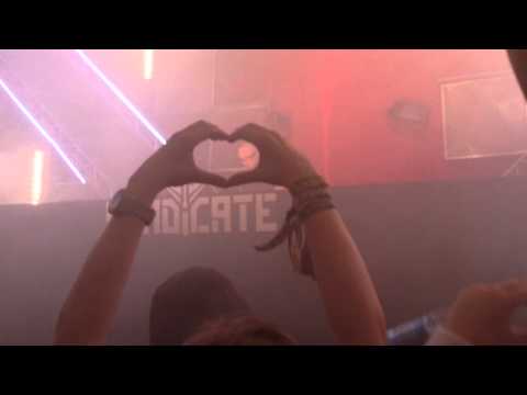 Frontliner ft Anouck B - Weightless @ Syndicate 2015-10-03