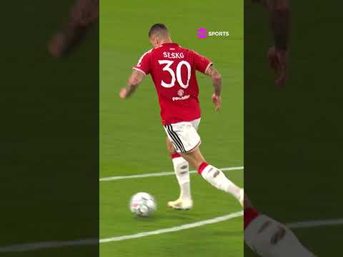 GOLAÇO DRIBLANDO O GOLEIRO! O UNITED TÁ AMASSANDO NA CHAMPIONS LEAGUE! #shorts