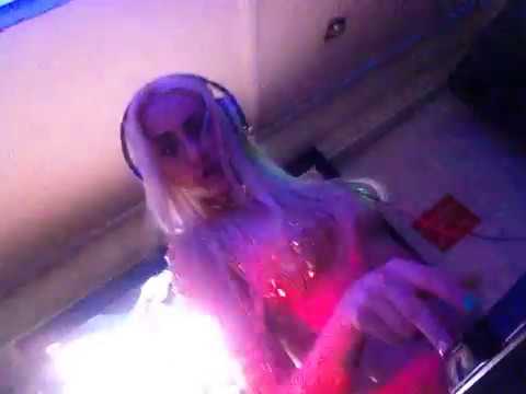 DJ LINDA ERFOLG - Litlesuperbar