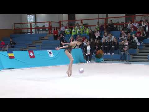 Lisa Garac, Ball, ROU