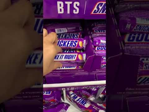 BTS PURPLE SNICKERS#choclate#shorts #satisfying #asmr#yourubeshorts @reynanteofficialvlog