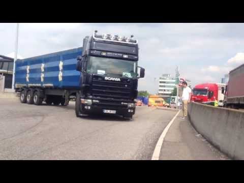 Scania 164L 580 V8 straight pipe