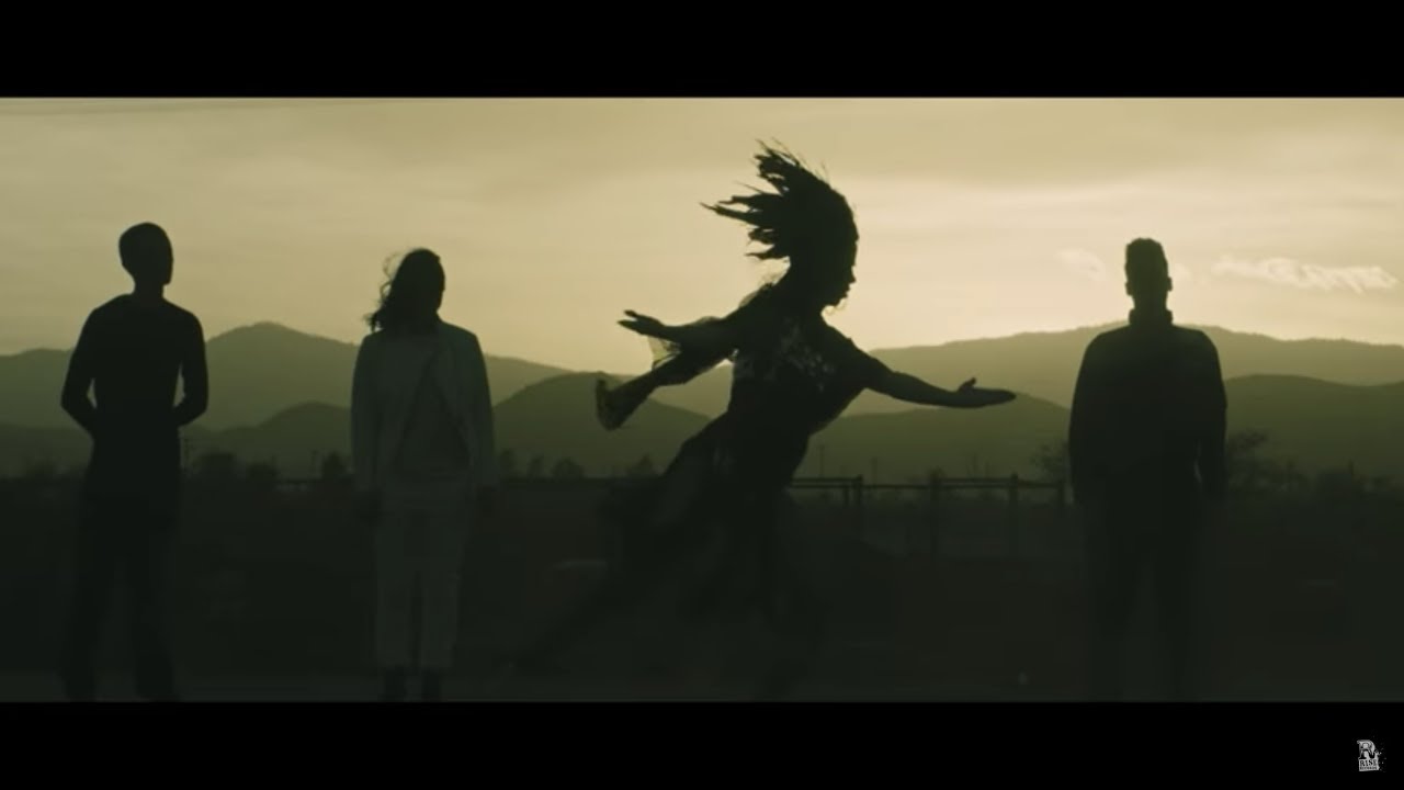 Le Butcherettes — Spider/Waves